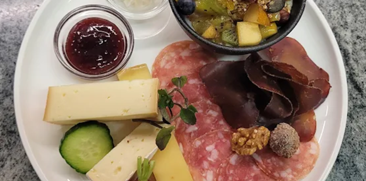 brunch_wartsaal_kaffee_assiette3